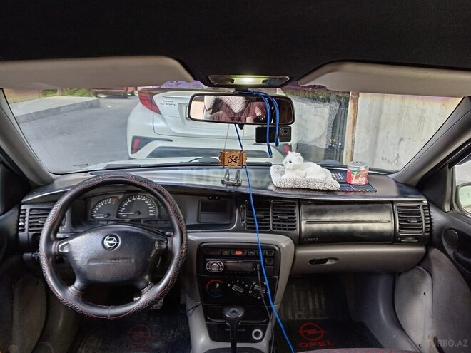 Opel Vectra 1996, 148,731 km - 1.8 l - Bakı