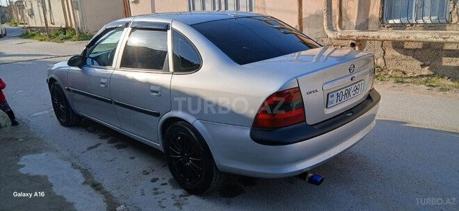Opel Vectra 1996, 148,731 km - 1.8 l - Bakı