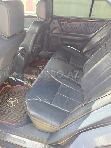 Mercedes E 230 1995, 476,800 km - 2.3 l - Bərdə
