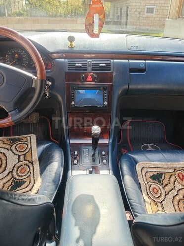 Mercedes E 230 1995, 476,800 km - 2.3 l - Bərdə