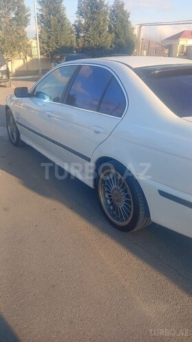 BMW 530 2002, 374,000 km - 3.0 l - Quba