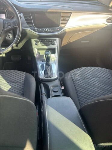 Opel Astra 2018, 156,000 km - 1.6 l - Bakı