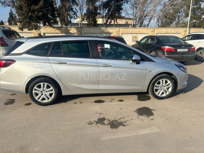 Opel Astra 2018, 156,000 km - 1.6 l - Bakı