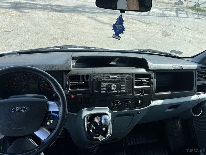 Ford Transit 2009, 232,000 km - 2.4 l - Bakı