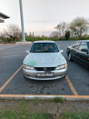 Opel Vectra 1995, 400,000 km - 1.8 l - Zaqatala