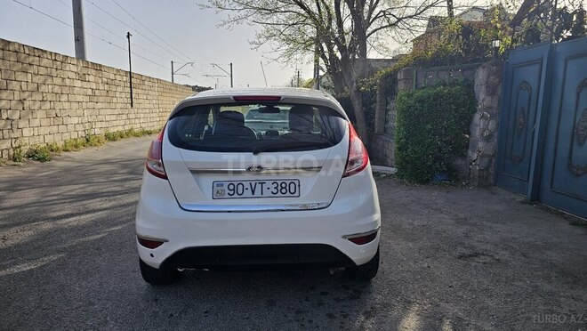 Ford Fiesta 2013, 298,000 km - 1.6 l - Bakı