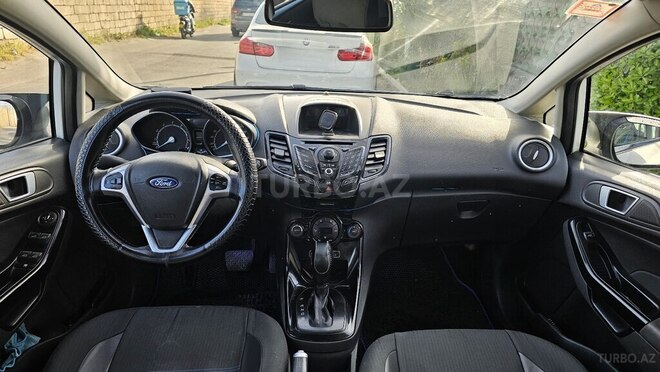 Ford Fiesta 2013, 298,000 km - 1.6 l - Bakı