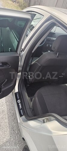 Opel Astra 2005, 300,000 km - 1.4 л - Şəki