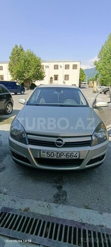 Opel Astra 2005, 300,000 km - 1.4 л - Şəki