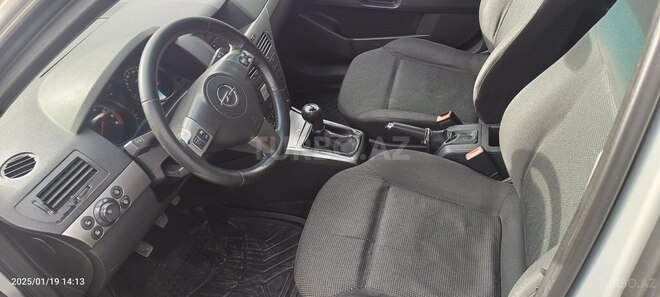 Opel Astra 2005, 300,000 km - 1.4 л - Şəki