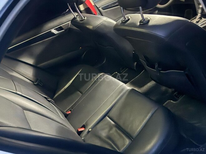 Mercedes C 200 2012, 112,000 km - 1.8 l - Ağcabədi