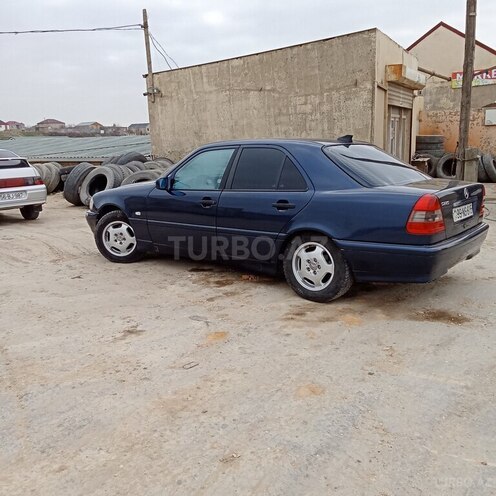 Mercedes C 220 1994, 350,000 km - 2.2 l - Şamaxı