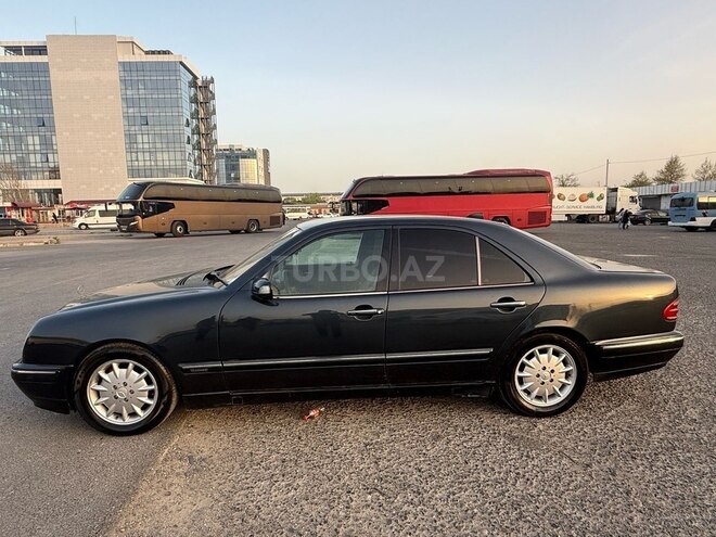 Mercedes E 270 2000, 340,000 km - 2.7 l - Sumqayıt