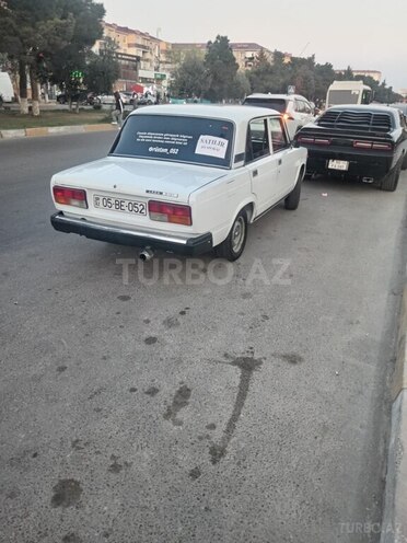 LADA (VAZ) 2107 2002, 50,000 km - 1.6 l - Ucar