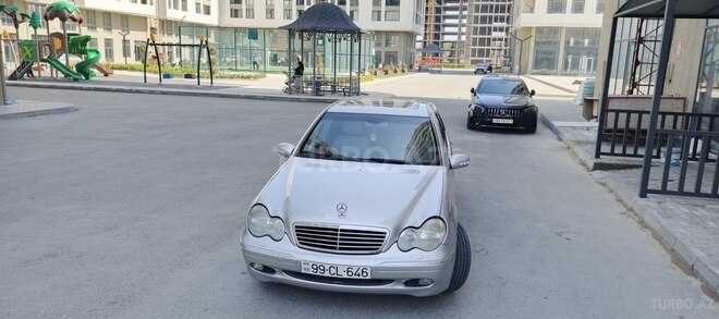 Mercedes C 200 2003, 350,000 km - 2.0 l - Bakı