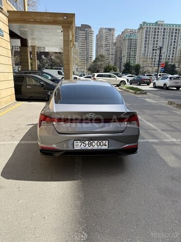Hyundai Elantra 2022, 29,980 km - 1.6 л - Bakı