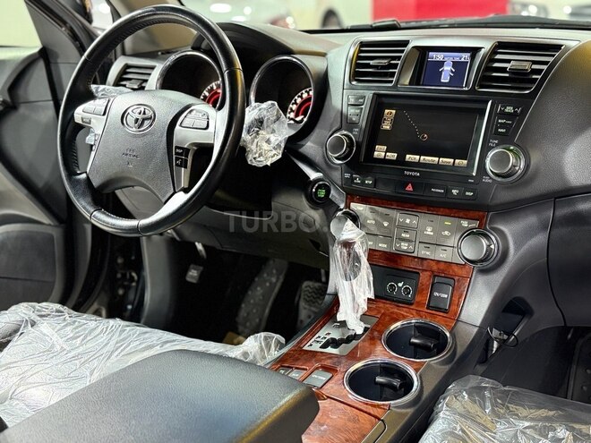 Toyota Highlander 2013, 107,000 km - 3.5 l - Bakı