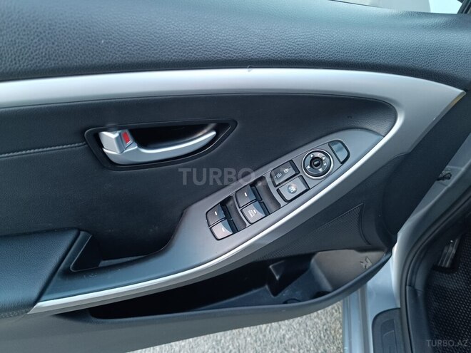 Hyundai i30 2014, 218,000 km - 1.6 л - Bakı