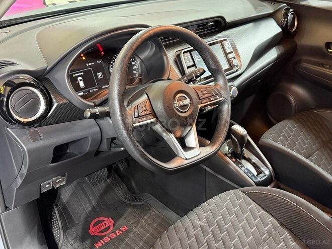 Nissan Kicks-13
