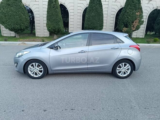 Hyundai i30 2014, 218,000 km - 1.6 л - Bakı