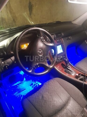 Mercedes C 200 2000, 212,000 km - 2.0 л - Gəncə