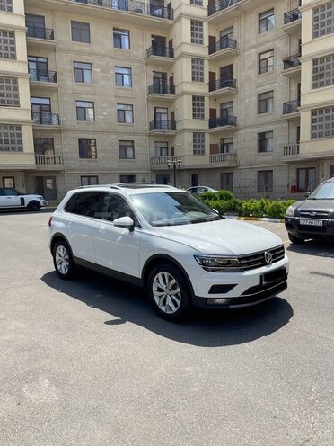 Volkswagen Tiguan 2019, 95,000 km - 1.4 l - Bakı