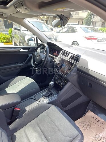 Volkswagen Tiguan 2019, 95,000 km - 1.4 l - Bakı