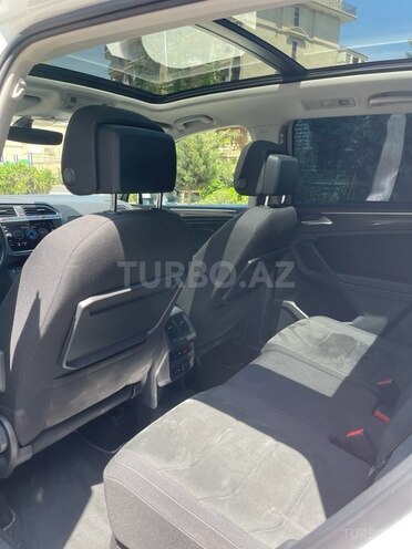 Volkswagen Tiguan 2019, 95,000 km - 1.4 l - Bakı