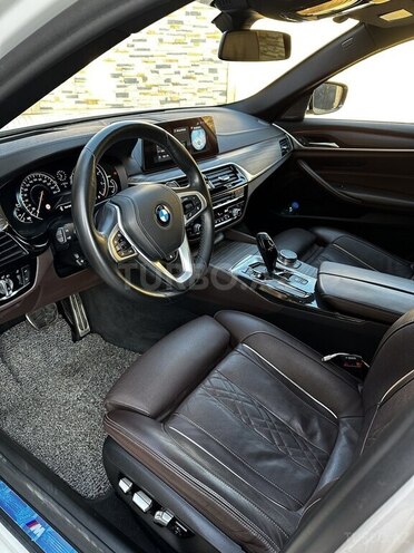 BMW 520-10