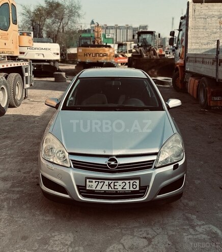 Opel Astra 2009, 199,000 km - 1.4 l - Bakı