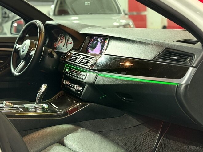 BMW 528 2015, 200,000 km - 2.0 l - Bakı