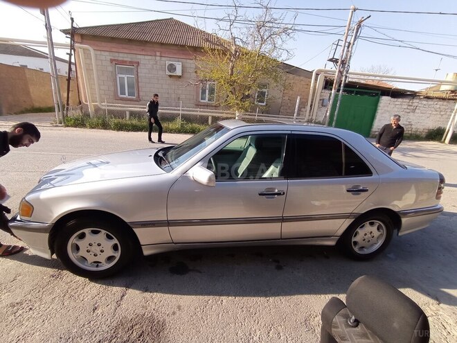 Mercedes C 230 1999, 250,500 km - 2.3 л - Bakı