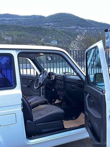 LADA (VAZ) Niva 2024, 24,000 km - 1.7 l - Quba