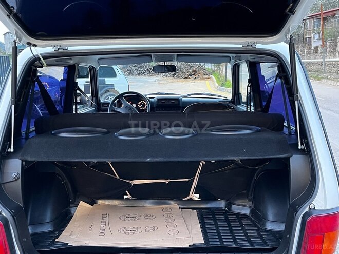 LADA (VAZ) Niva 2024, 24,000 km - 1.7 l - Quba