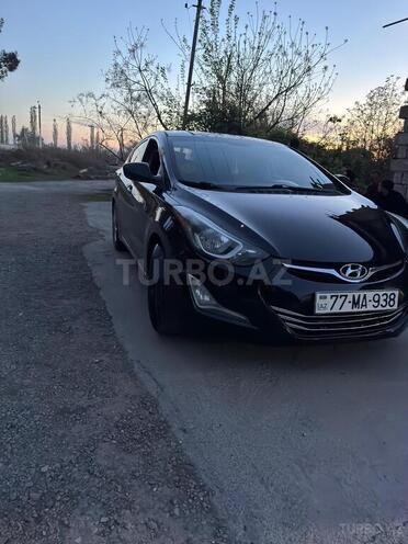 Hyundai Elantra 2015, 232,000 km - 1.8 l - Mingəçevir