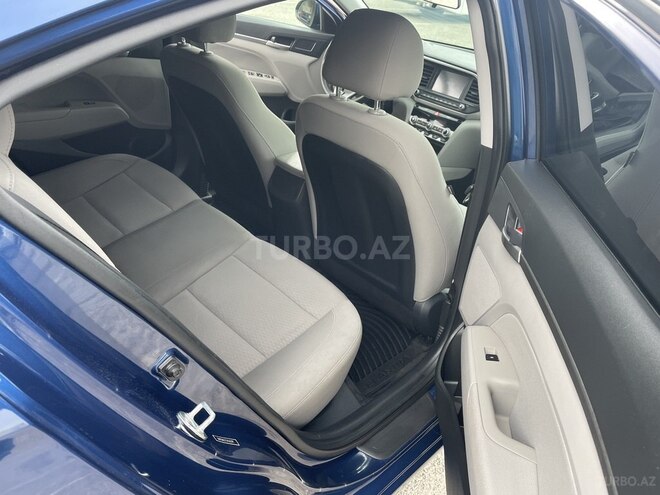 Hyundai Elantra 2019, 128,748 km - 2.0 l - Bakı