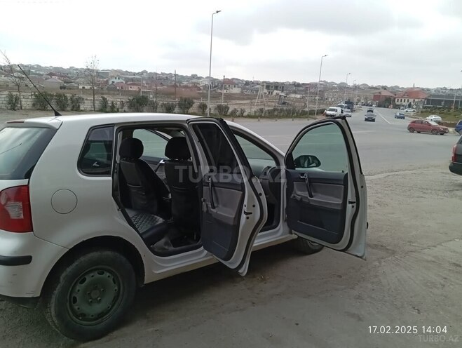 Volkswagen Polo 2003, 400,000 km - 1.4 l - Bakı