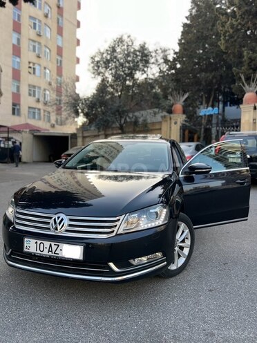 Volkswagen Passat 2011, 128,500 km - 1.8 l - Bakı