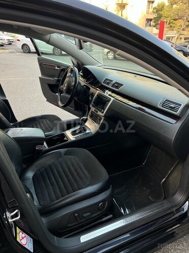 Volkswagen Passat 2011, 128,500 km - 1.8 l - Bakı
