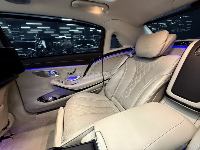 Mercedes-Maybach  2018, 55,000 km - 3.0 l - Bakı