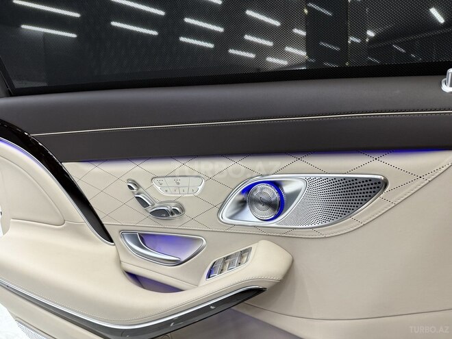 Mercedes-Maybach  2018, 55,000 km - 3.0 l - Bakı