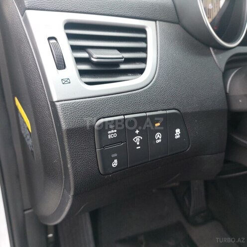 Hyundai Avante 2015, 148,800 km - 1.6 л - Bakı
