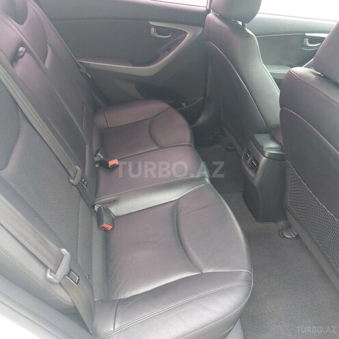 Hyundai Avante 2015, 148,800 km - 1.6 л - Bakı