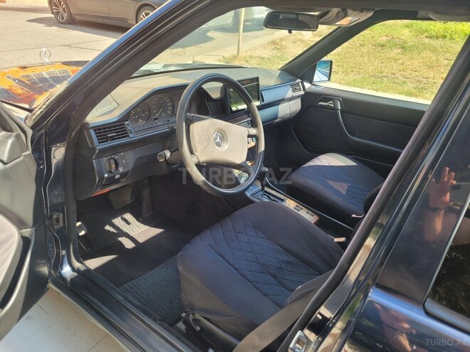 Mercedes E 260 1989, 550,000 km - 2.6 l - Bakı