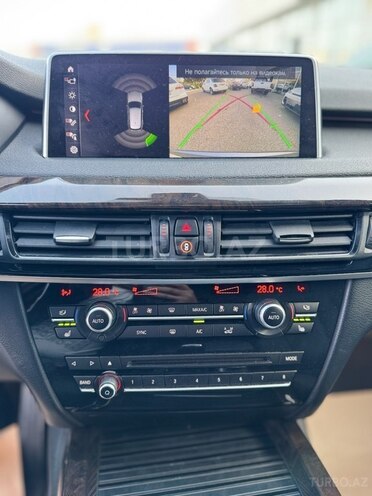 BMW X5-12