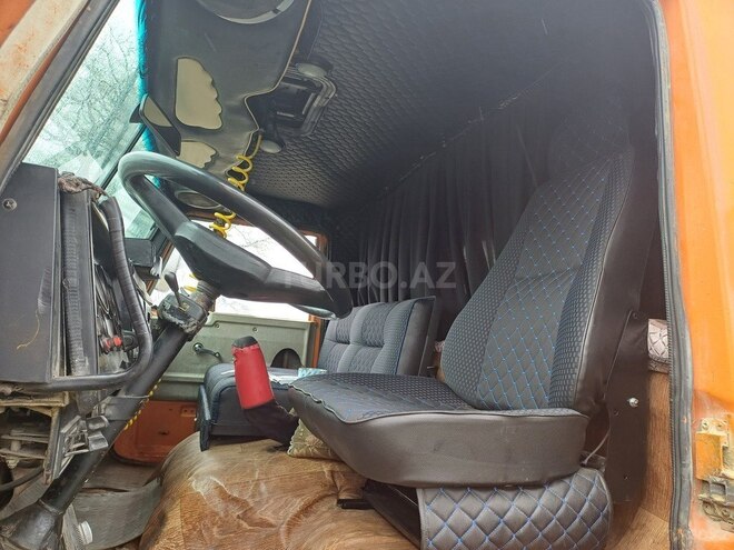 KamAz 55111 1988, 360,000 km - 11.0 l - Oğuz