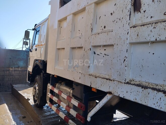 HOWO Sinotruk 2012, 400,000 km - 9.7 l - Bakı