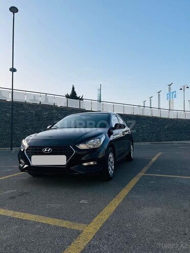 Hyundai Accent 2018, 213,000 km - 1.4 л - Bakı