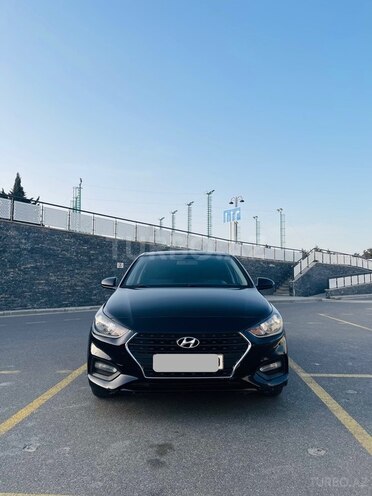 Hyundai Accent 2018, 213,000 km - 1.4 л - Bakı