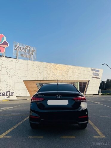 Hyundai Accent 2018, 213,000 km - 1.4 л - Bakı